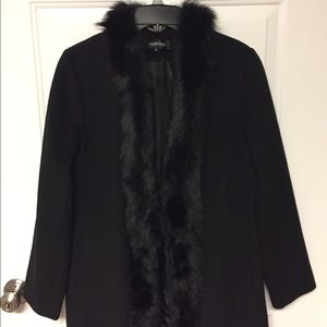 Ellen Tracy Long Black Coat with Blue Fox  Size 6